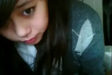 ABG Mulus Masturbasi Brutal Memek Basah Banjir 2017